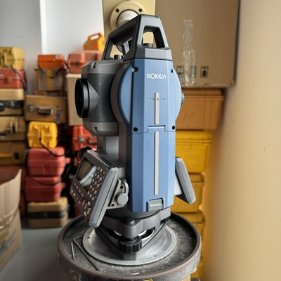 Used Sokkia IM101 total station 32GB USB Flash Memory Total Station with 45mm Aperture and Capacity About 50000 Points Design