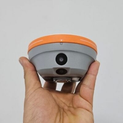 RTK GNSS受信機 600 MAh バッテリーと統合 QZSS L2C 信号サポート 5 代目の超IMU を備えた建設農業の測量用