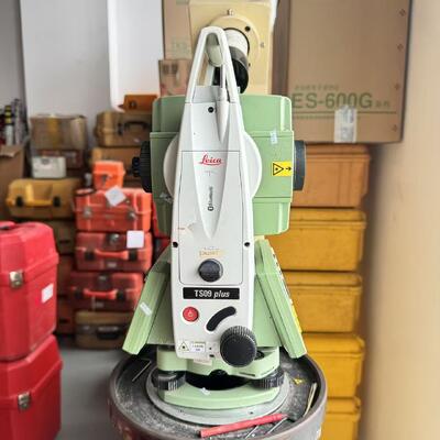 ライカ TS09 トータル ステーション、1G 大容量データ ストレージ付き 1000 メートルの非プリズム距離と自動レベリング ±3 分角で正確な測量を実現